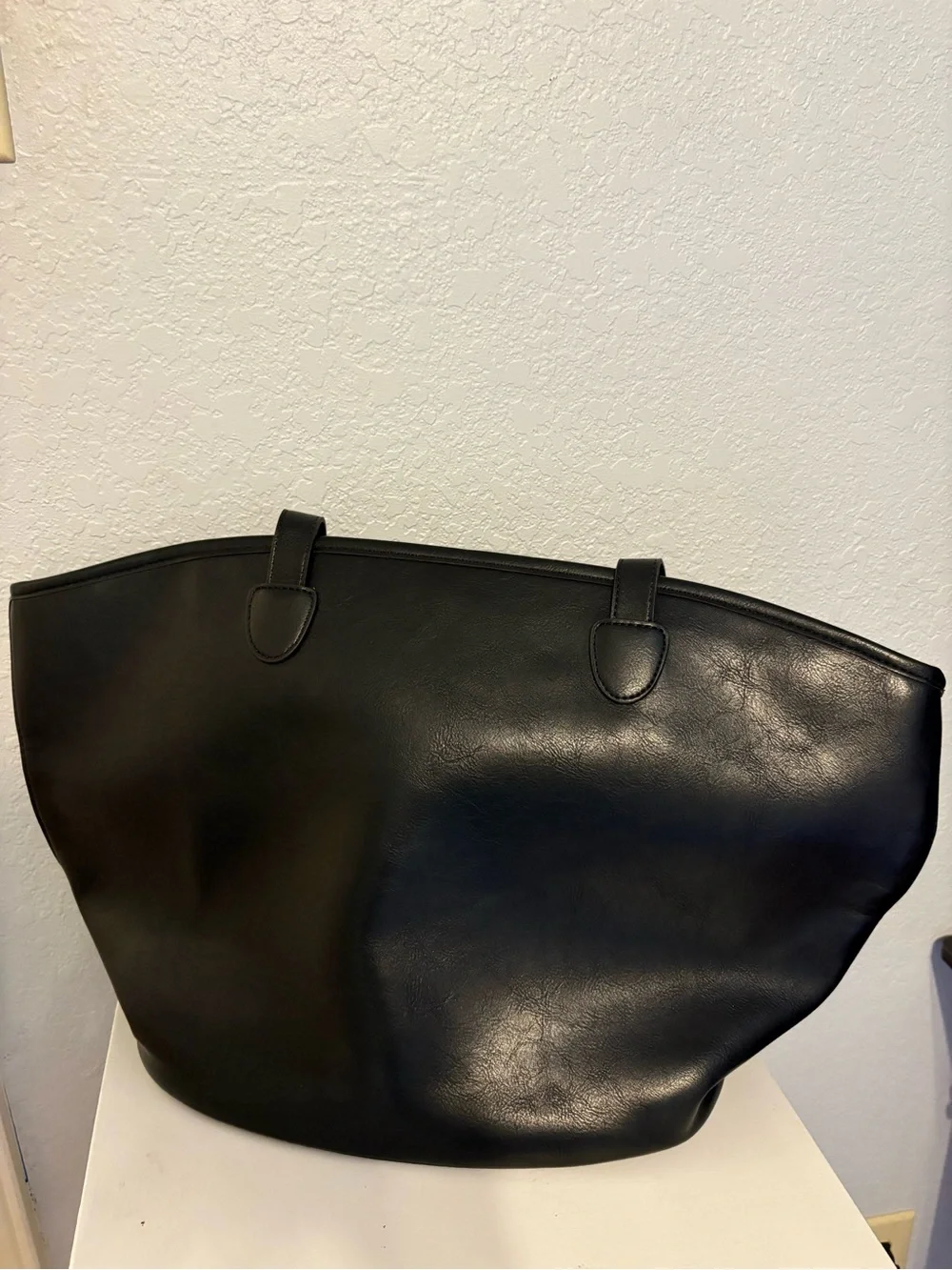 Abercrombie & Fitch faux leather slouchy bag (Khaite look)